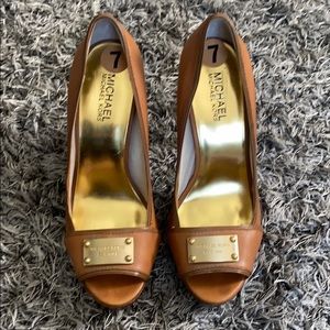 MIchael Kors heels